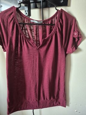 Maurices Burgundy Short Sleeve V-Neck Top